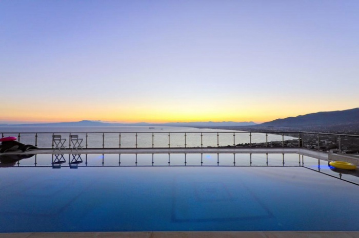 Κάγκελα με στηρίγματα